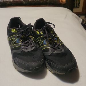 New Balance Sneakers